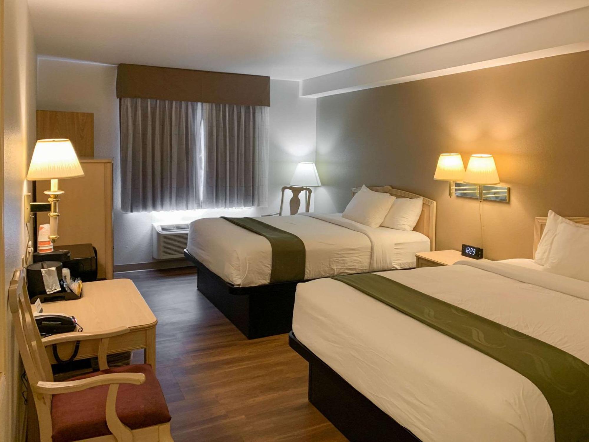 Quality Inn Albuquerque East I-40 Juan Tabo Exit מראה חיצוני תמונה