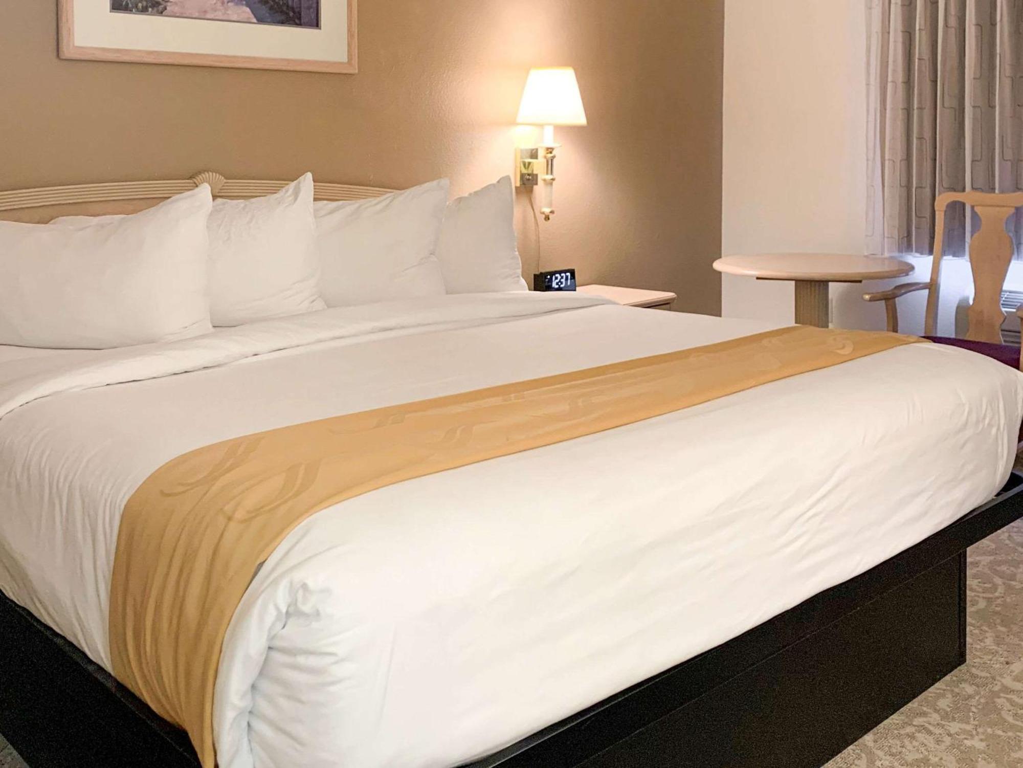 Quality Inn Albuquerque East I-40 Juan Tabo Exit מראה חיצוני תמונה